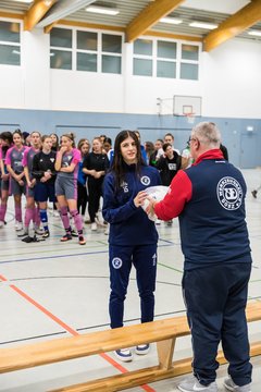 Bild 23 - Loewinnen Cup B-Juniorinnen